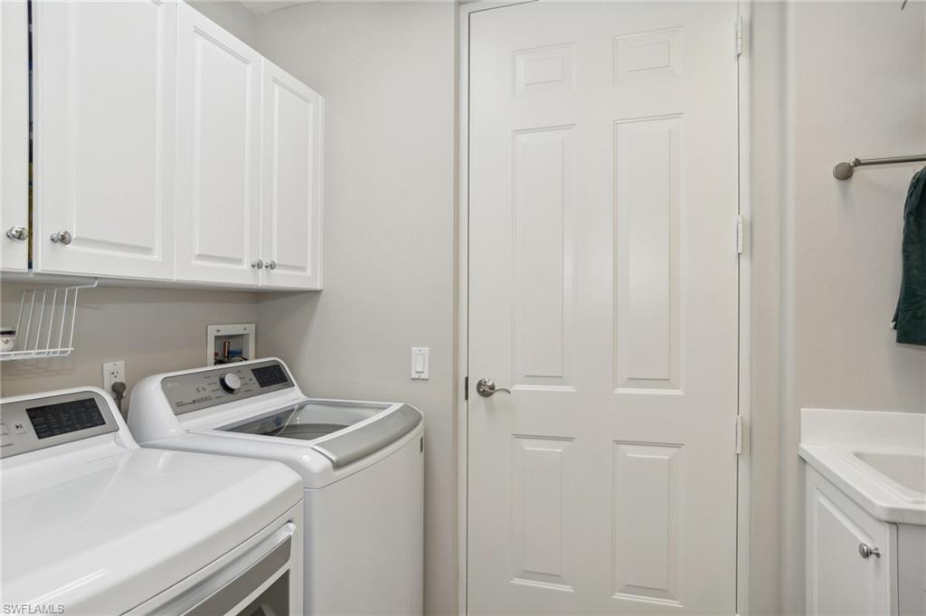 VISTA POINTE - Residential