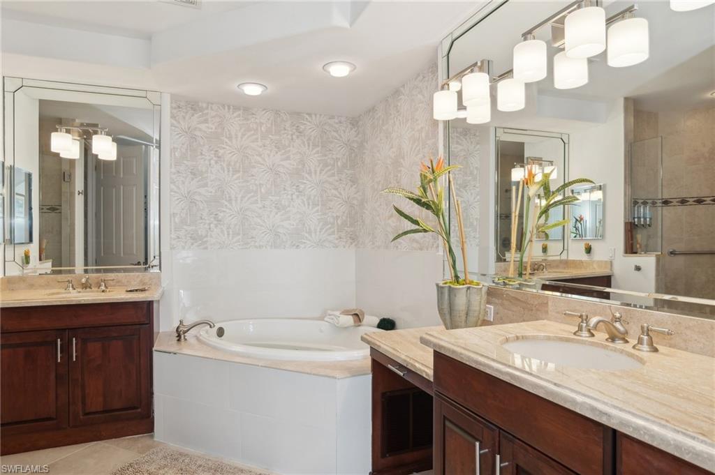 VISTA POINTE - Residential