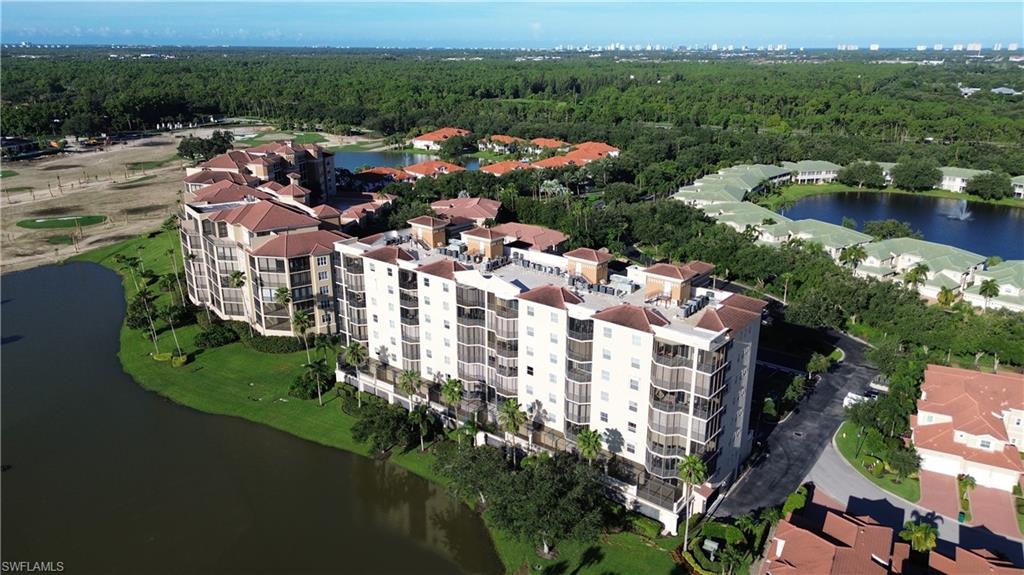 VISTA POINTE - Residential