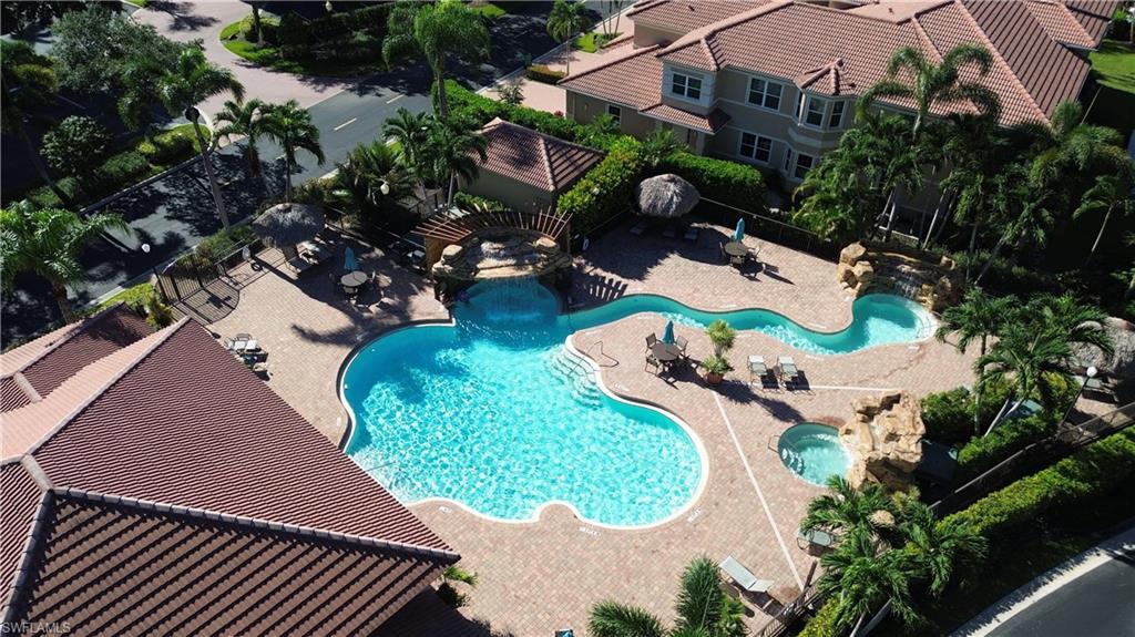 VISTA POINTE - Residential