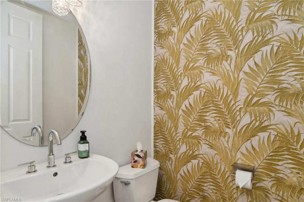 VISTA POINTE - Residential