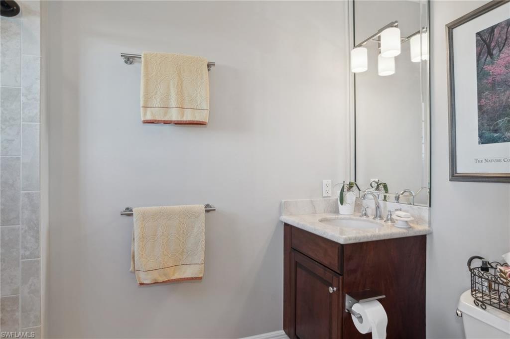 VISTA POINTE - Residential