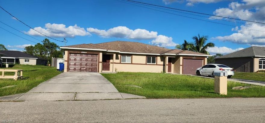 Renovated Unit for you! modern rental in a prime location. This 3-bedroom, 2-bathroom duplex with a 1-car garage and big Driveway, is perfect for you! Laundry inside and beautiful Patio for great moments with your family. Located in the heart of Lehigh Acres, this home offers easy access to I-75 and Hwy 82, making commutes a breeze. Plus, you’re just minutes away from shopping, dining, and more. Easy to Rent immediately. Don’t miss out on this fantastic rental opportunity! PID #31-44-26-L2-02012.0220 01