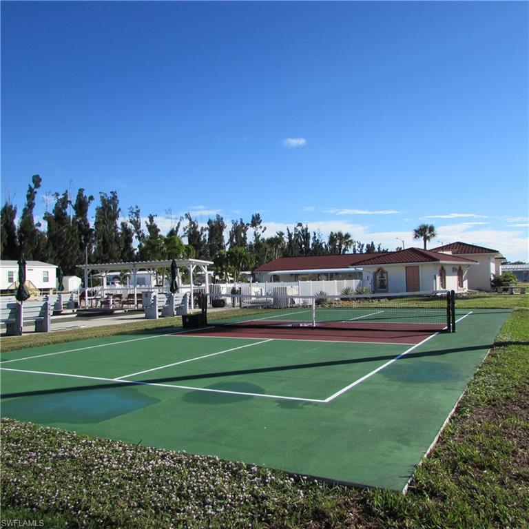 PINE ISLAND COVE - Land