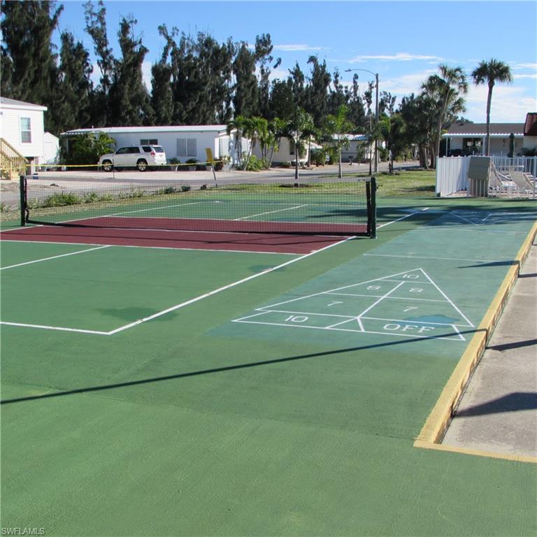 PINE ISLAND COVE - Land