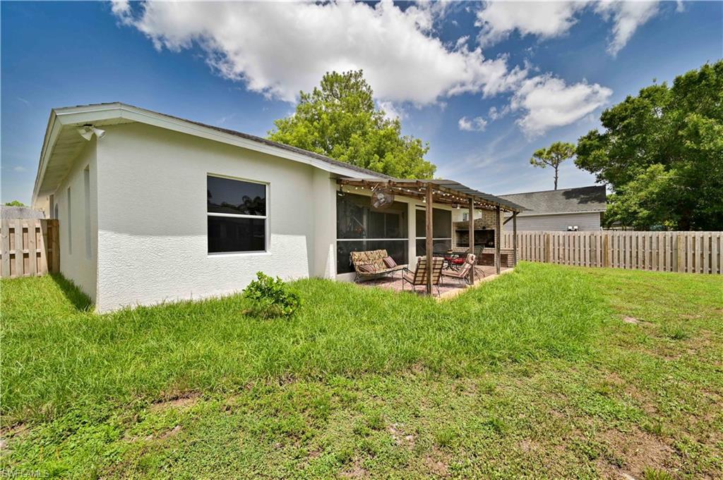 SAN CARLOS PARK - Residential