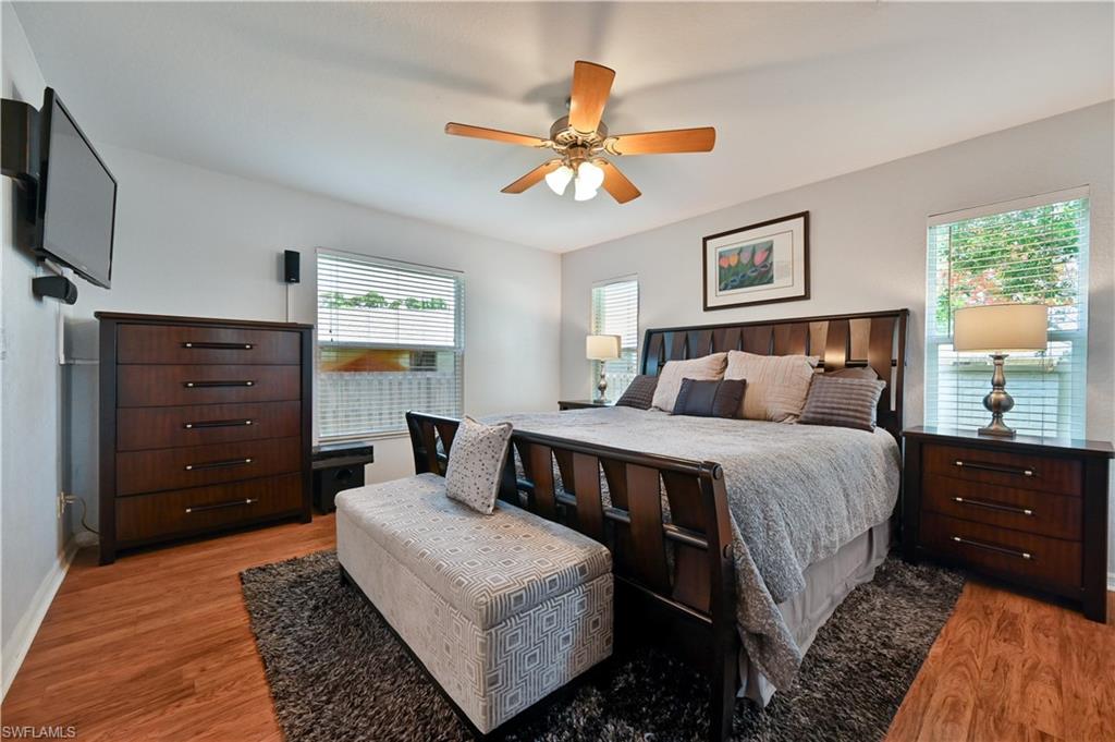 SAN CARLOS PARK - Residential