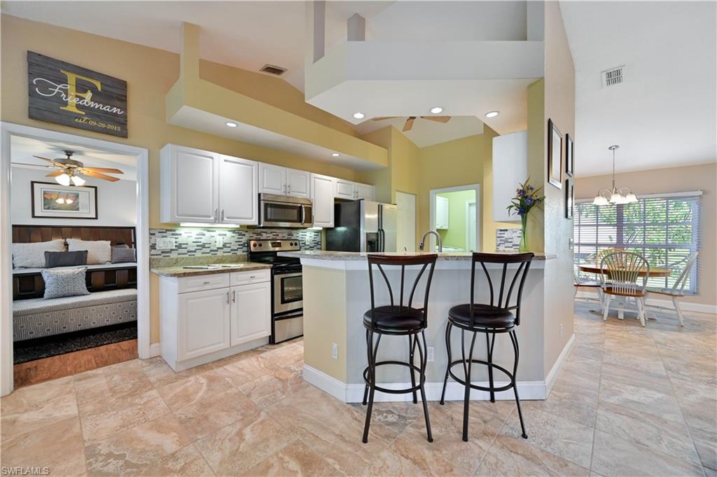 SAN CARLOS PARK - Residential