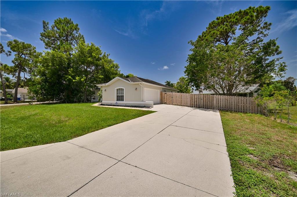 SAN CARLOS PARK - Residential