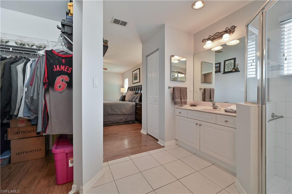 SAN CARLOS PARK - Residential