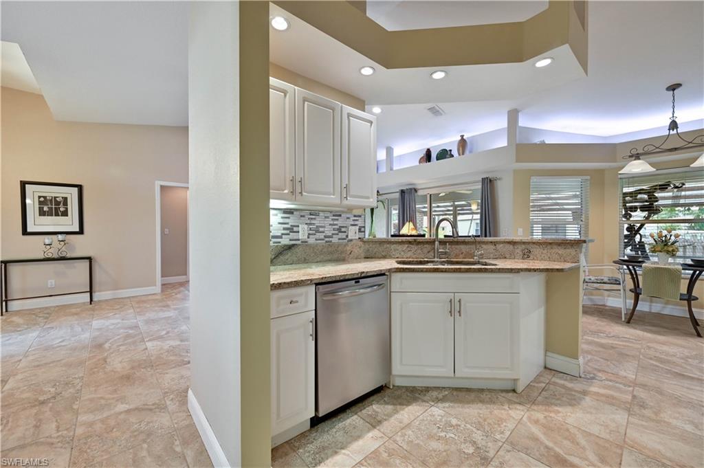 SAN CARLOS PARK - Residential