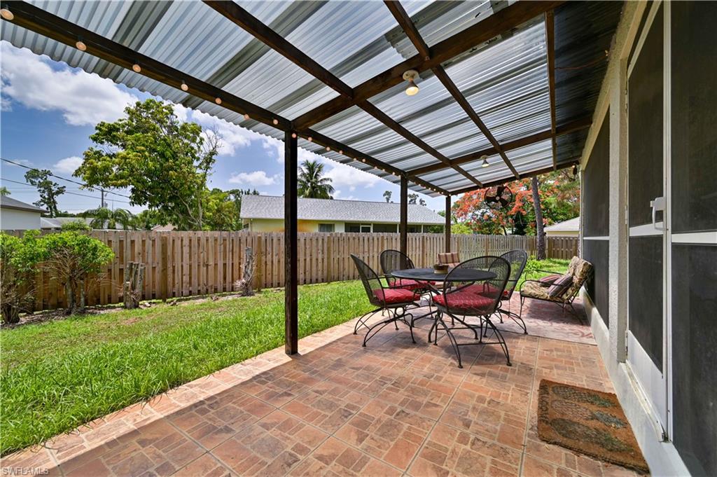 SAN CARLOS PARK - Residential