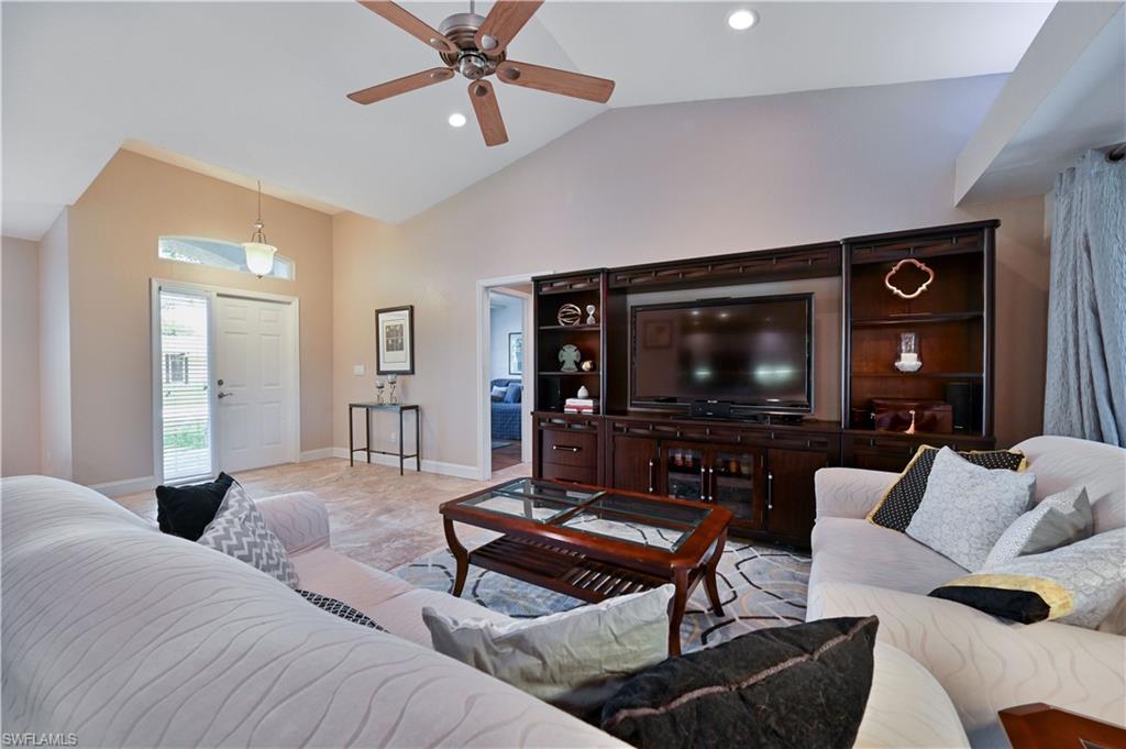 SAN CARLOS PARK - Residential