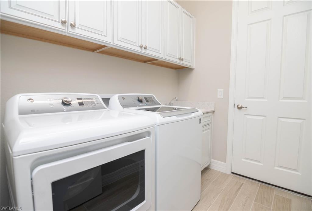 LAMORADA - Residential