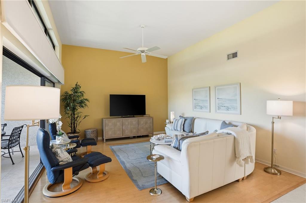 CALAIS - Residential Lease