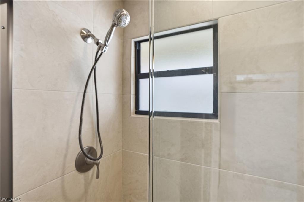 CALAIS - Residential Lease