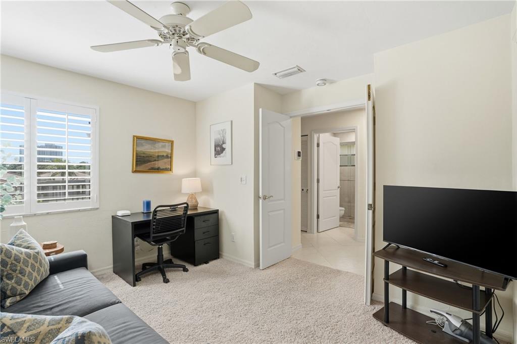 CALAIS - Residential Lease