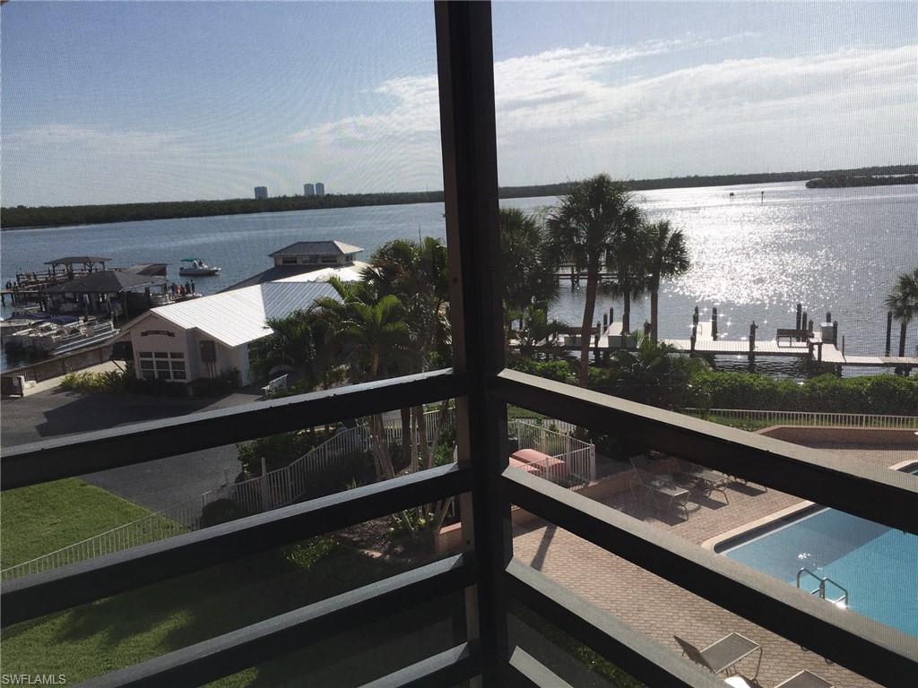 RIVERSIDE CLUB - Residential