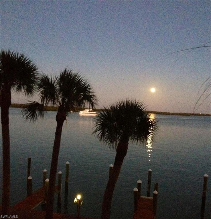 RIVERSIDE CLUB - Residential