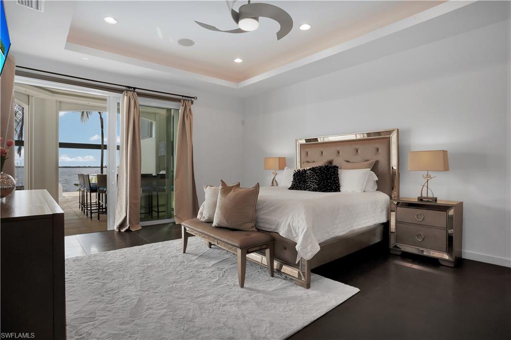 YACHT CLUB - Residential