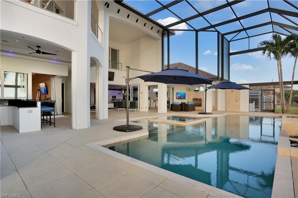 YACHT CLUB - Residential