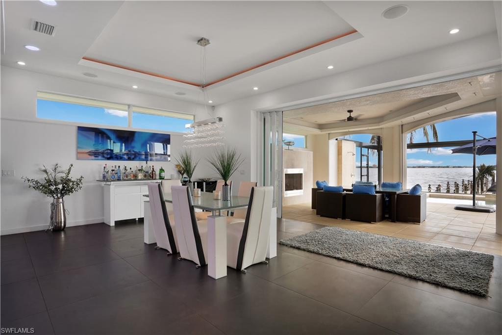 YACHT CLUB - Residential