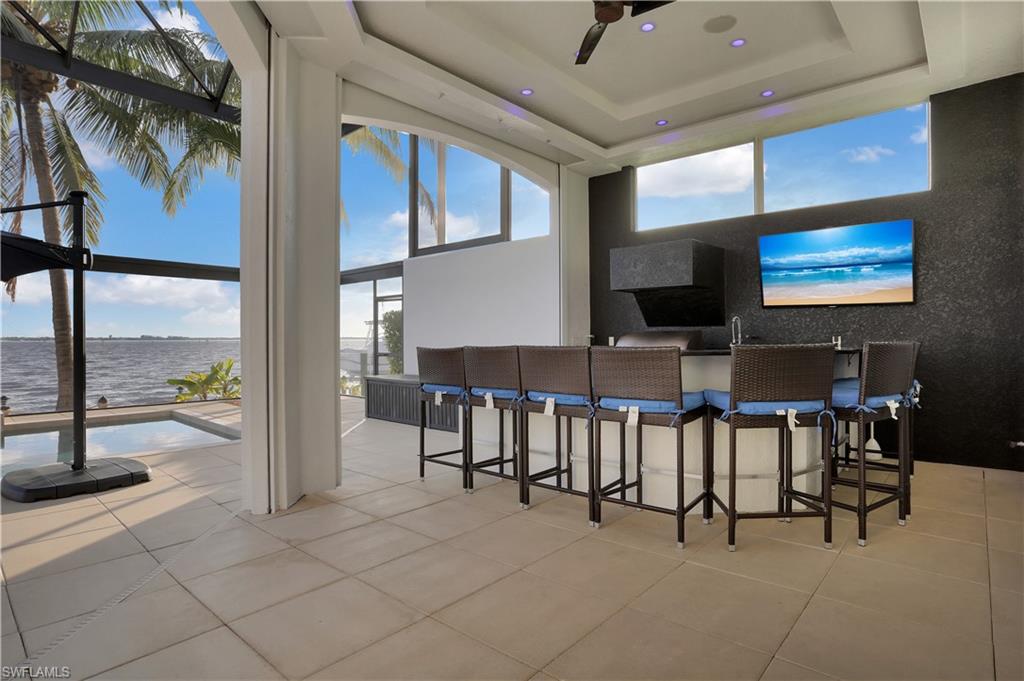 YACHT CLUB - Residential