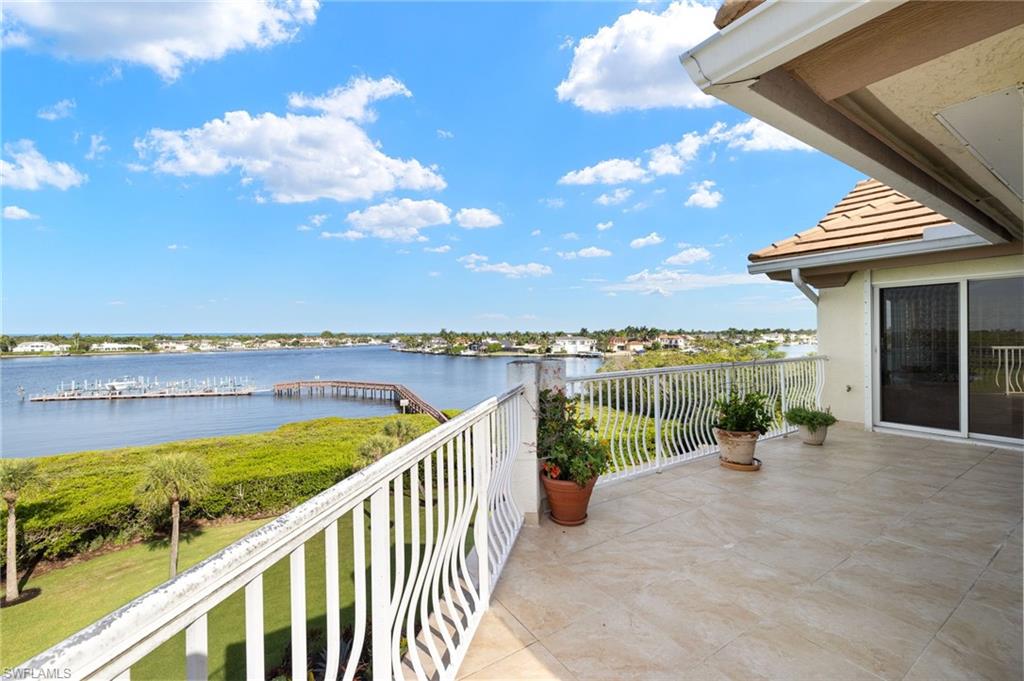 ADMIRALS WATCH - Residential