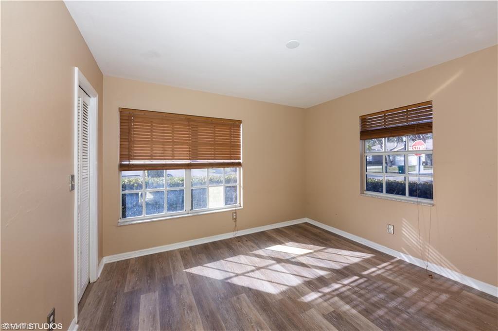 KINGWOOD GARDEN - Residential