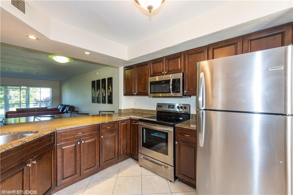 KINGWOOD GARDEN - Residential