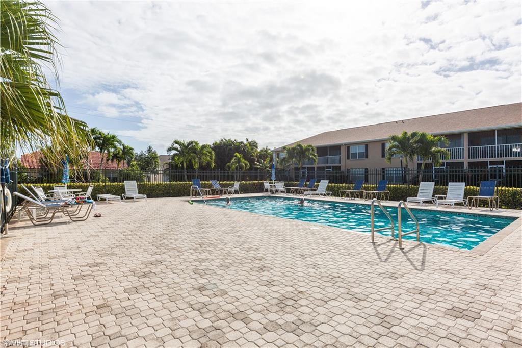 KINGWOOD GARDEN - Residential