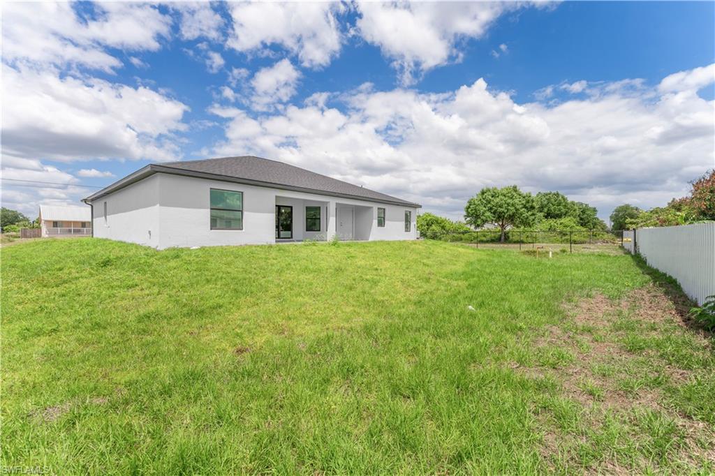 LEHIGH ACRES - Residential