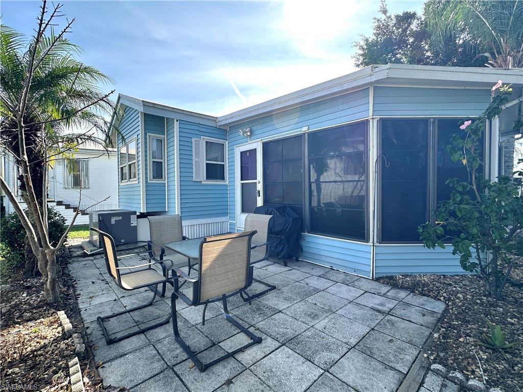 CORKSCREW WOODLANDS - Residential