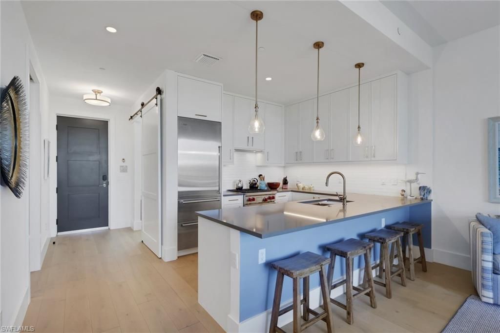 Photo of 850 Central Ave #303, NAPLES, FL 34102 (MLS # 225079831)