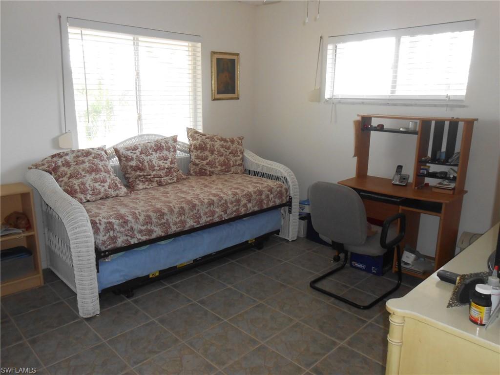 NAPLES SANDPIPER BAY CLUB - Residential