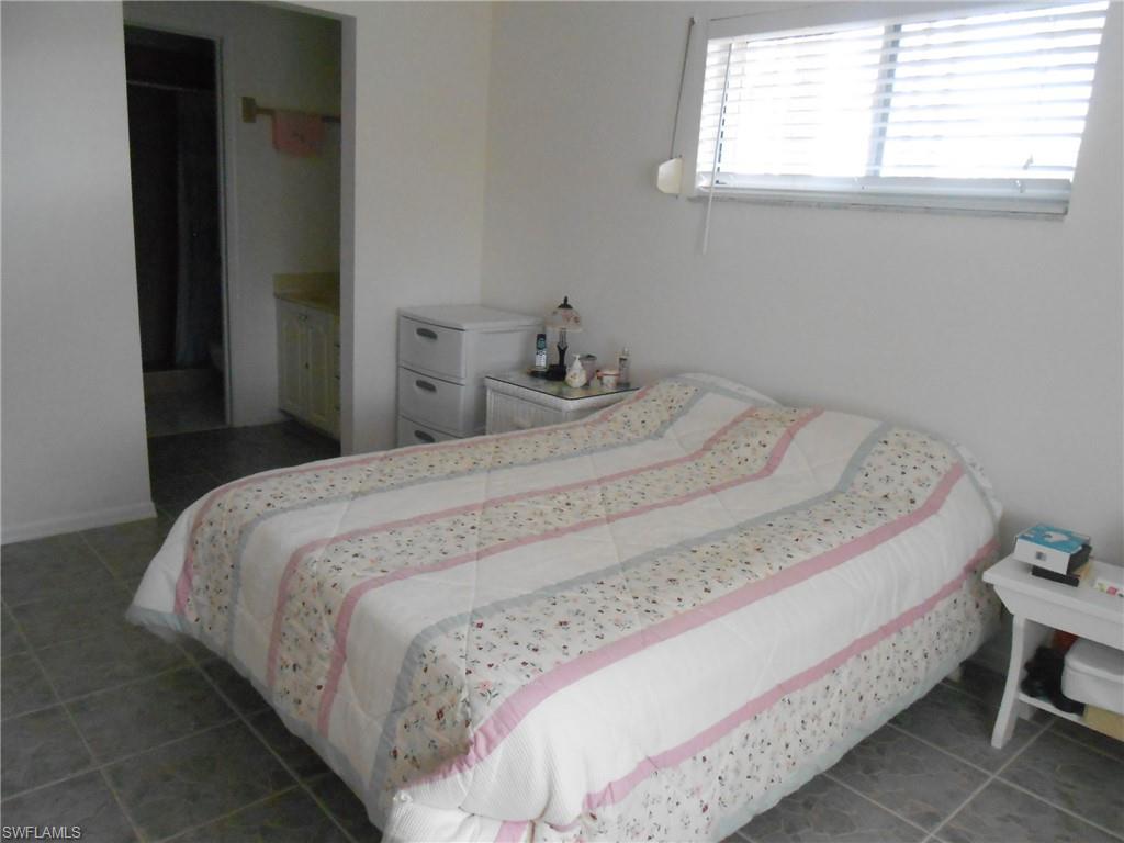 NAPLES SANDPIPER BAY CLUB - Residential