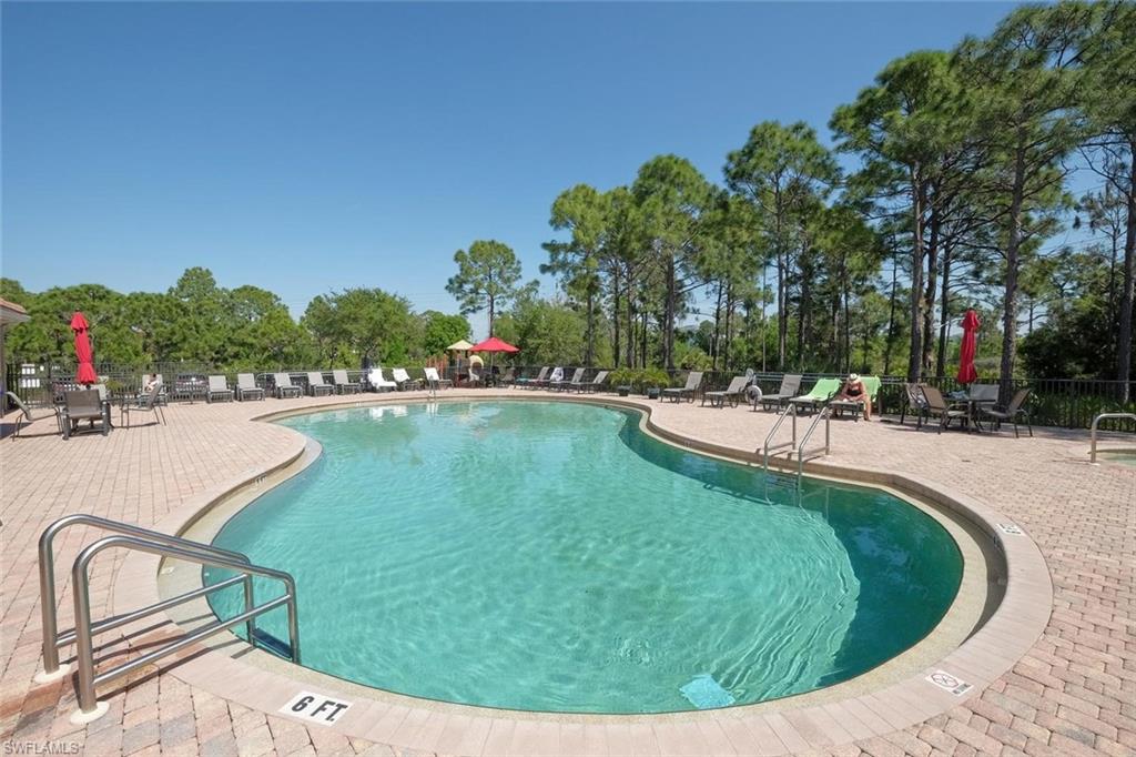 EMERSON SQUARE - Residential