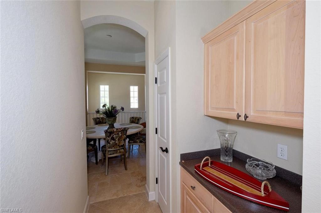 EMERSON SQUARE - Residential