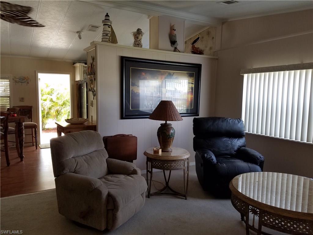 SIX LAKES COUNTRY CLUB - Residential