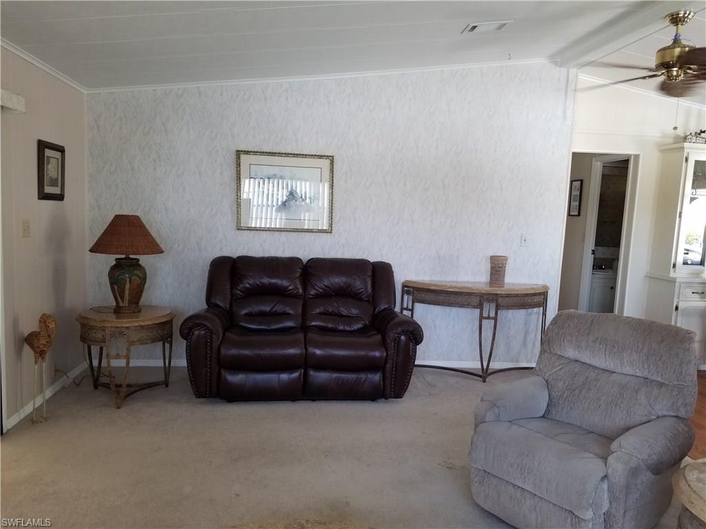 SIX LAKES COUNTRY CLUB - Residential