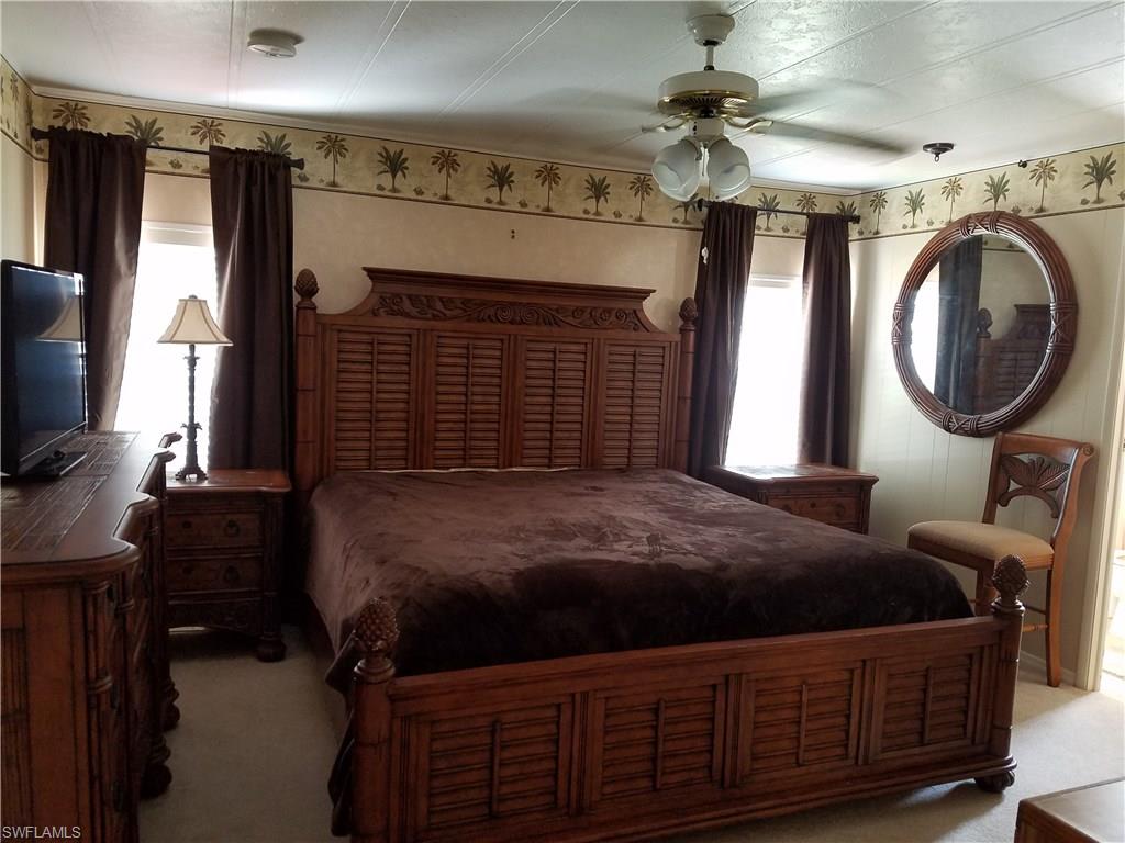 SIX LAKES COUNTRY CLUB - Residential