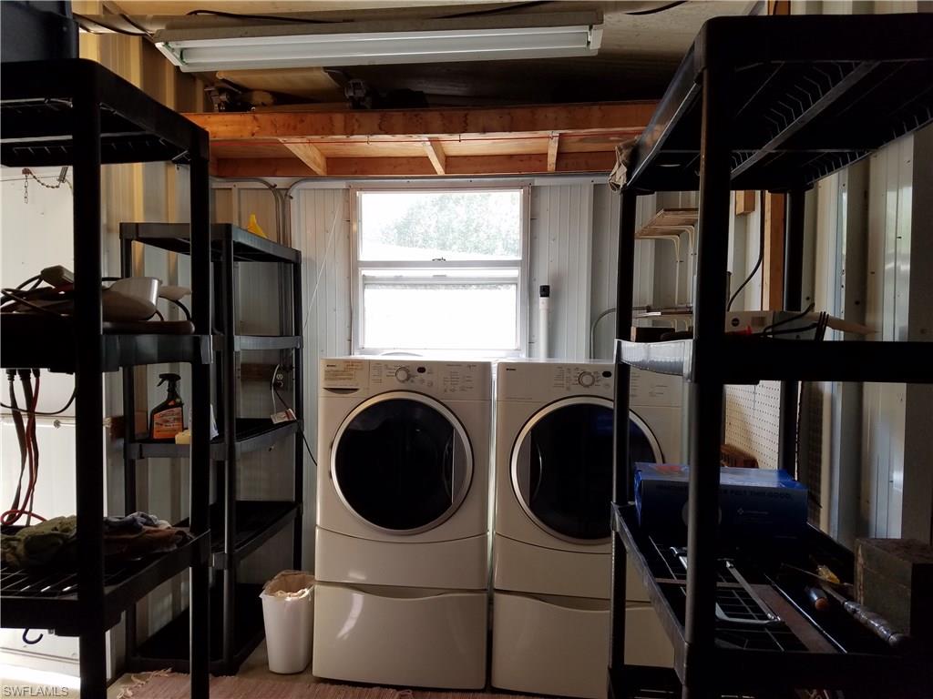 SIX LAKES COUNTRY CLUB - Residential