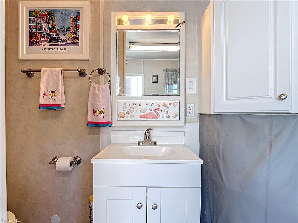 CYPRESS WOODS RV RESORT - Land