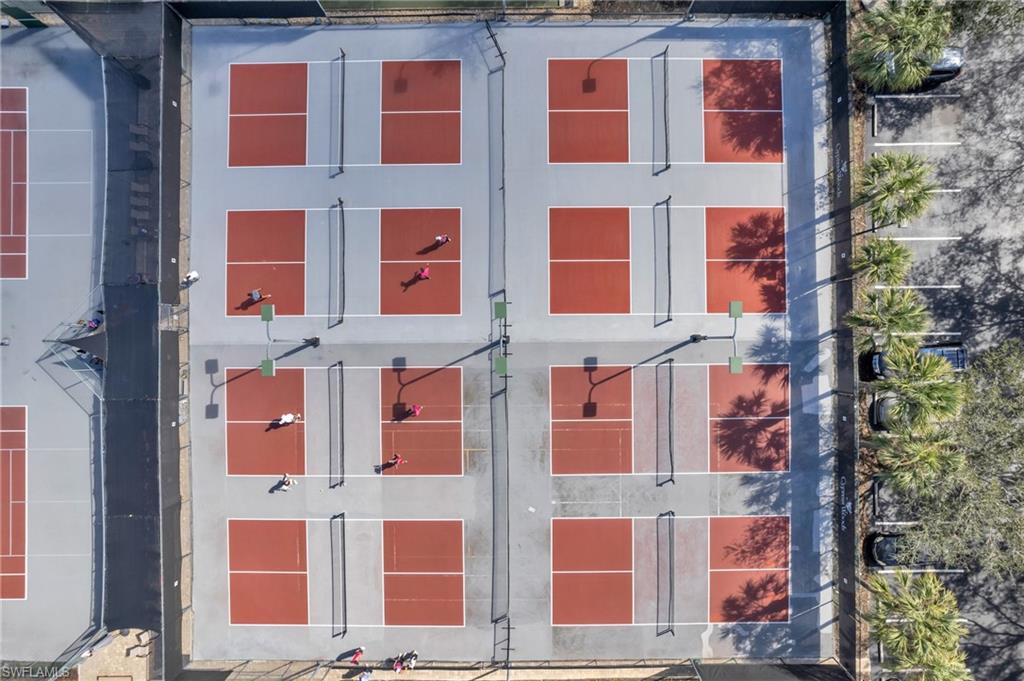 LAUREL GREENS - Residential