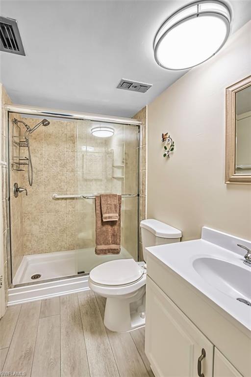 SEVEN LAKES - Residential