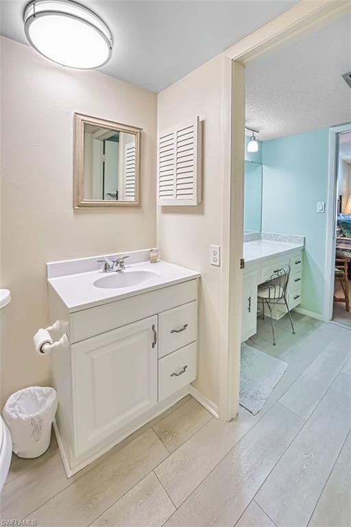 SEVEN LAKES - Residential