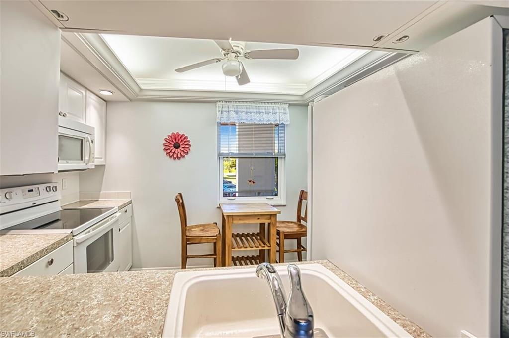 SEVEN LAKES - Residential