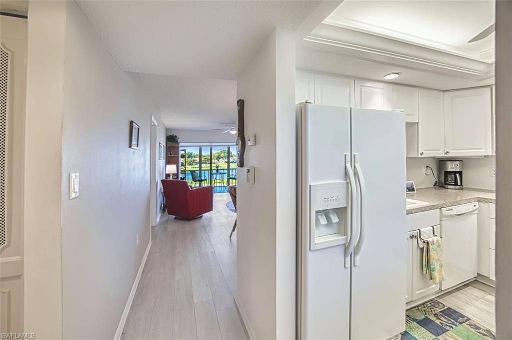 SEVEN LAKES - Residential