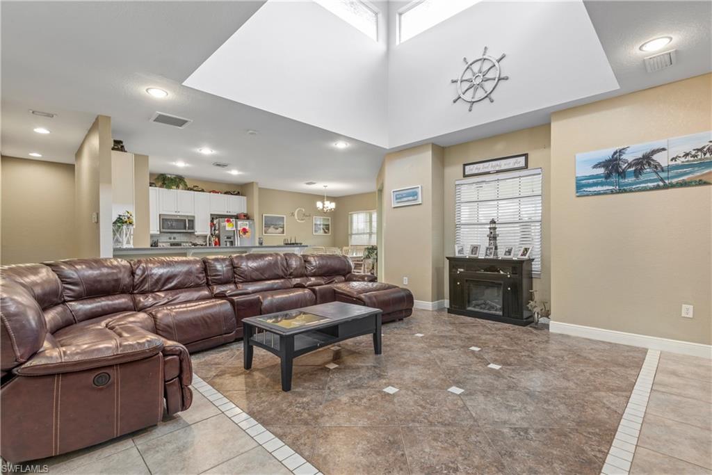 ISLAND OF HAPPINESS - Residential