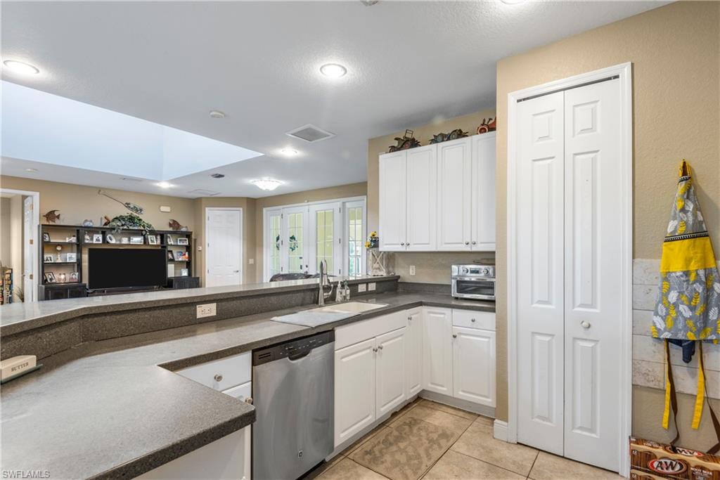 ISLAND OF HAPPINESS - Residential